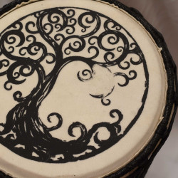 Ručne Vyrobený Bubon Djembe - Výška 40cm - Poškodený