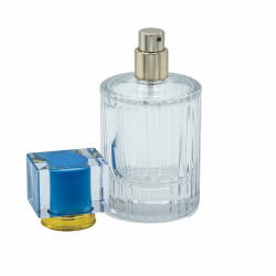 8x Okrúhla Rebrovaná Sprejová Fľaša s Uzáverom 50ml - Púdrová Modrá