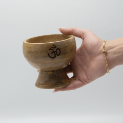 Malá Rituálna Miska na Vonné Tyčinky a Kužele 11x9 cm - Óm