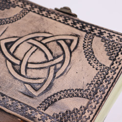 Kruhová Triquetra - Ezoterický Zápisník - Svetlo Hnedý - 200 strán - 1
