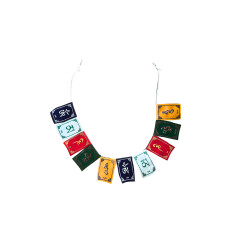 10x OM Tibetské Mantra Zamatové Vlajky – Malé (10 vlajok)