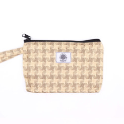 4x Mäkká a Praktická Darčeková Taška s Uškom z Prírodného Materiálu – 