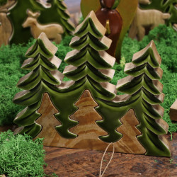 2x Stratený v Lese - Drevená 3D Dekorácia Tri Stromy - 20x23cm