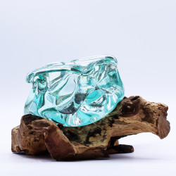 Popolník/Svietnik z Roztaveného Skla na Dreve