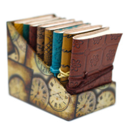 8x Mini Kožený Zápisník (10x7.5 cm) - Rôzne