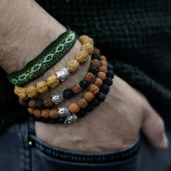 12x Mix - Rudraksha Buddha Náramky
