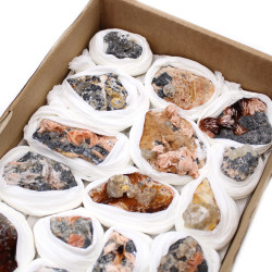 Vzorky Minerálov – Barytový Serisit ( cca 10-32 kusov)