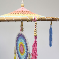 Extra Veľký Lapač Snov so Strieškou – Pastelová Dúha